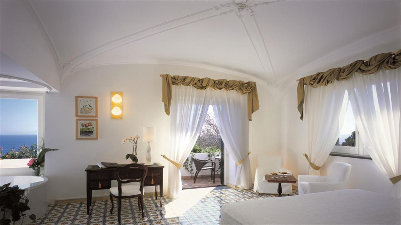 Deluxe Double or Twin Room Sea View,1305634414:JPEG