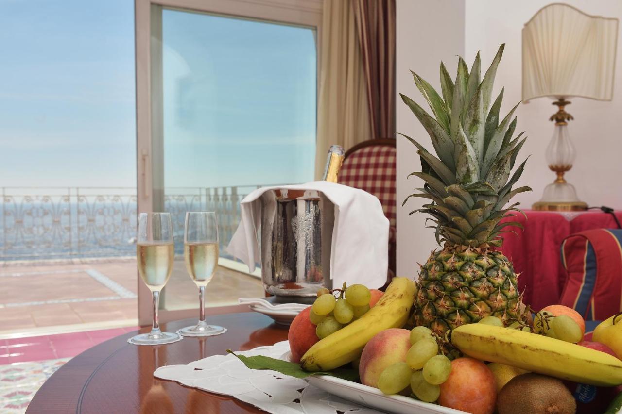 Suite Supérieure avec Terrasse et Vue sur la Mer
